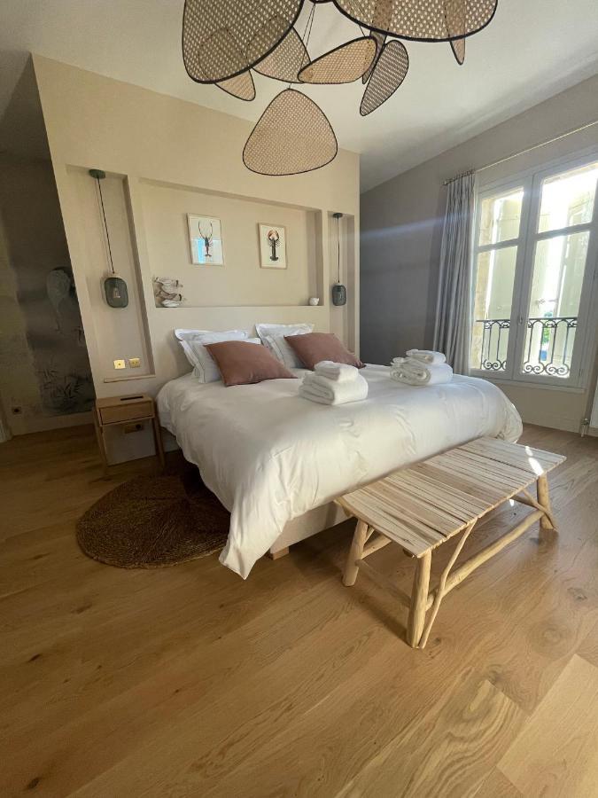 Deluxe Suite,1593933983:JPEG