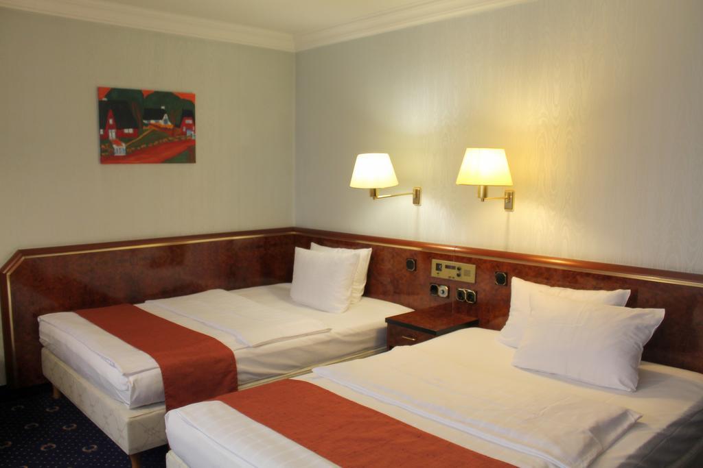 Twin Room,130156655:JPEG