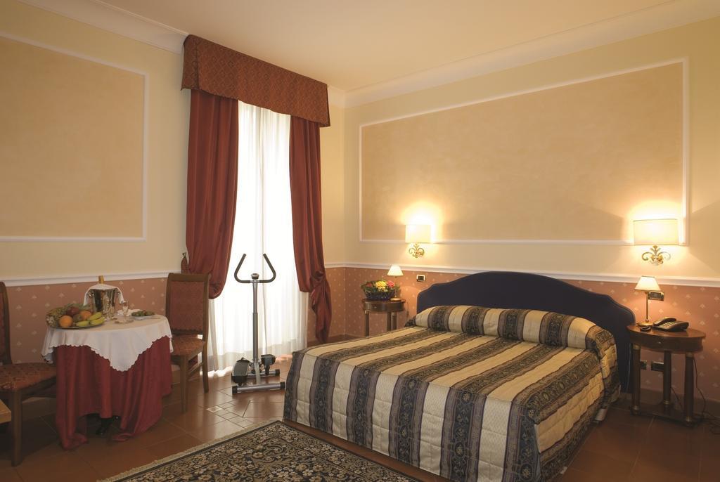 Junior Suite,174290859:JPEG