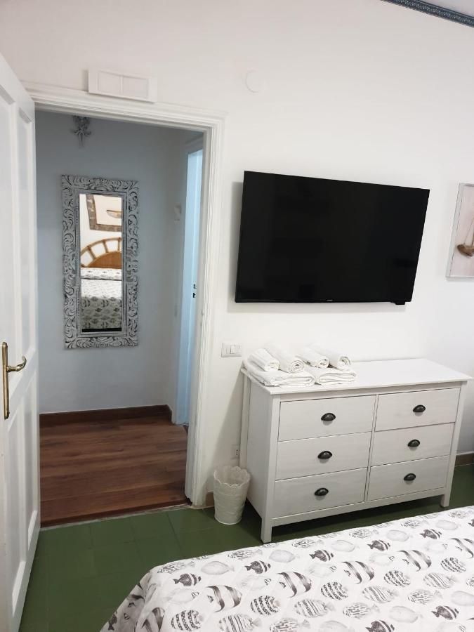 Double Room,1305263749:JPEG