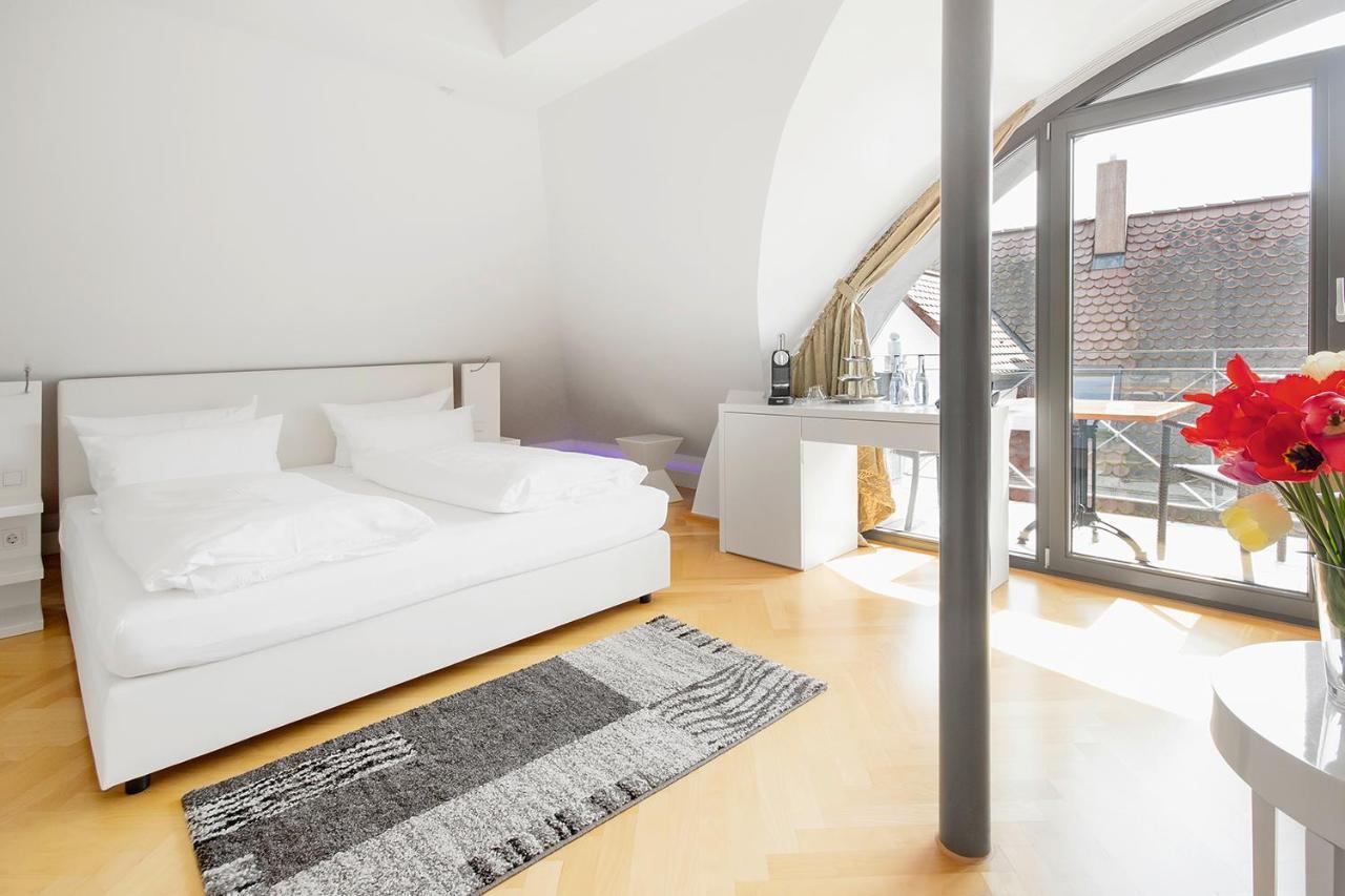 Deluxe Doppelzimmer mit seitlichem Meerblick