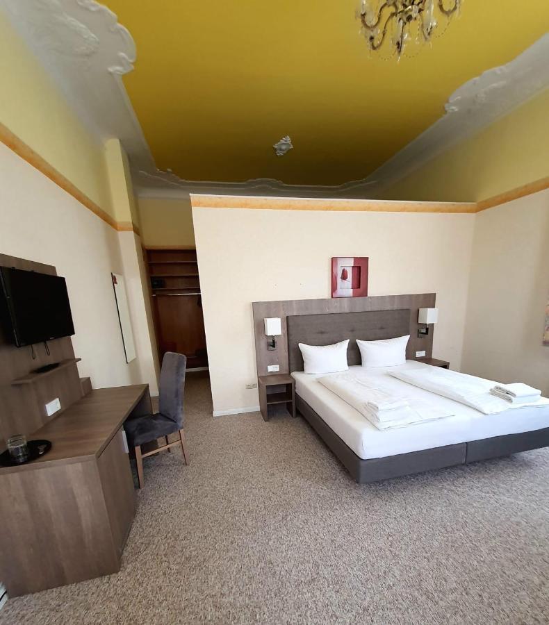 Double Room,1307652493:JPEG