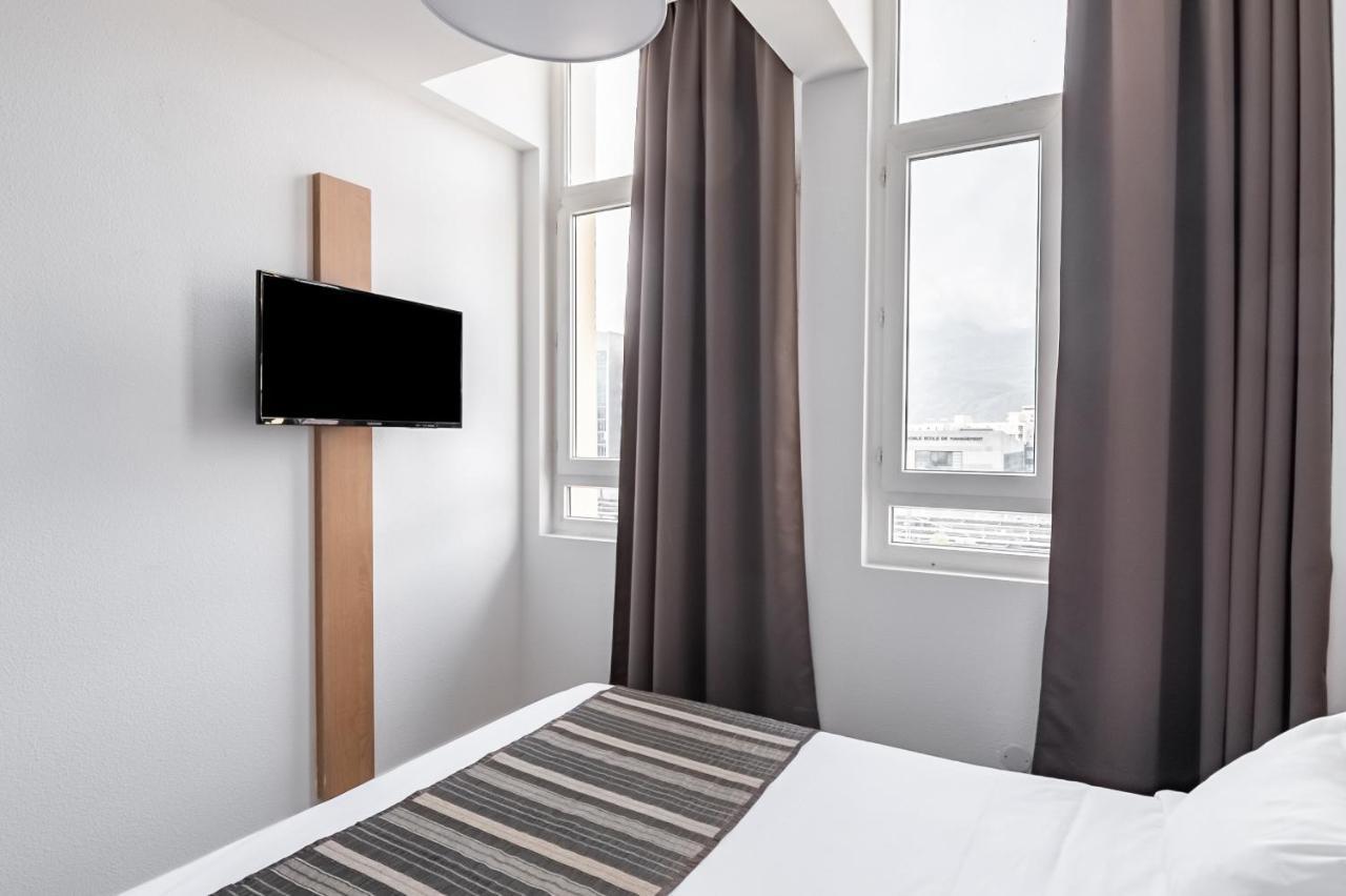 Apartment,1308851461:JPEG
