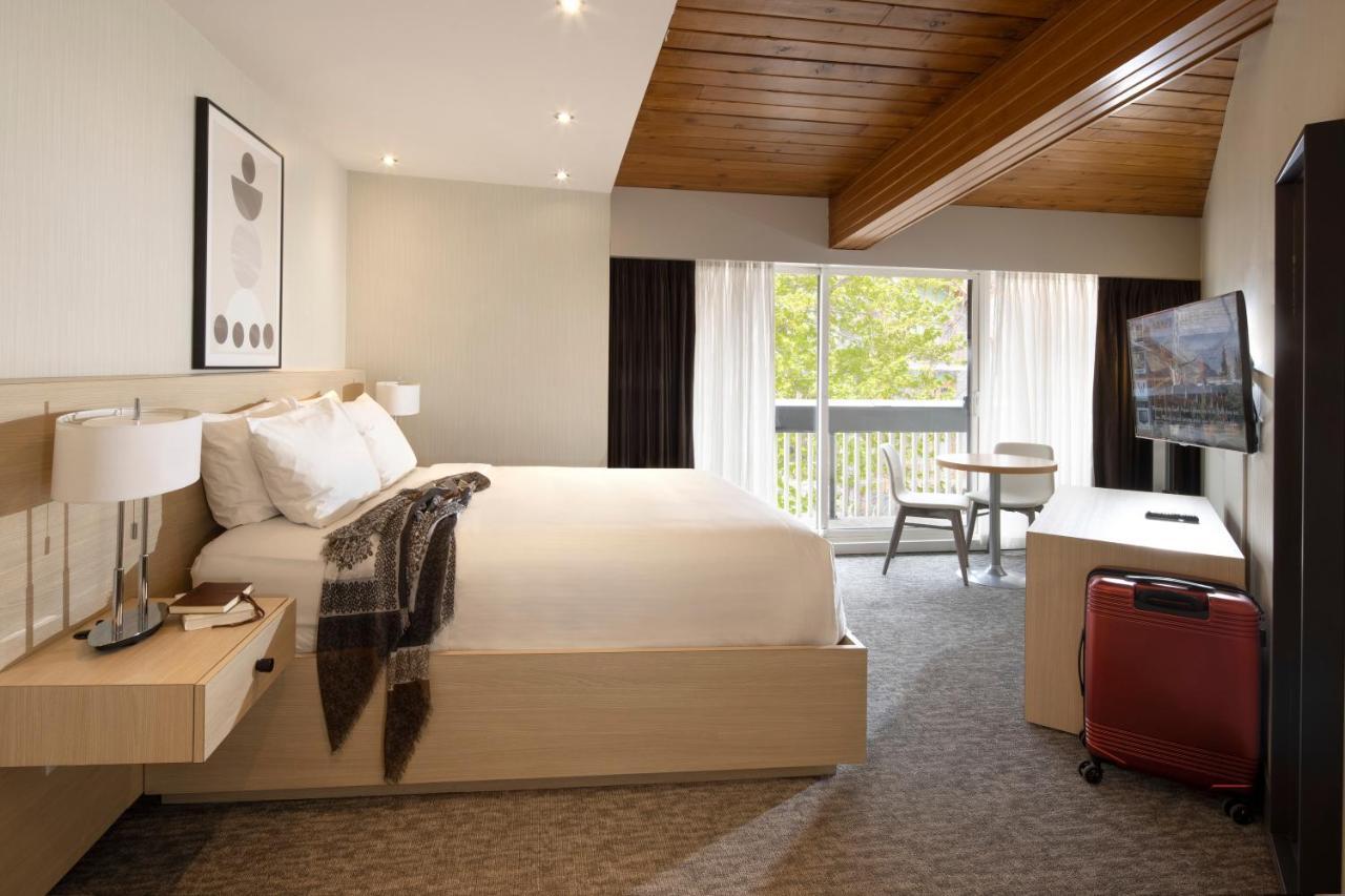 Superior Kamer met Queensize Bed en Bad