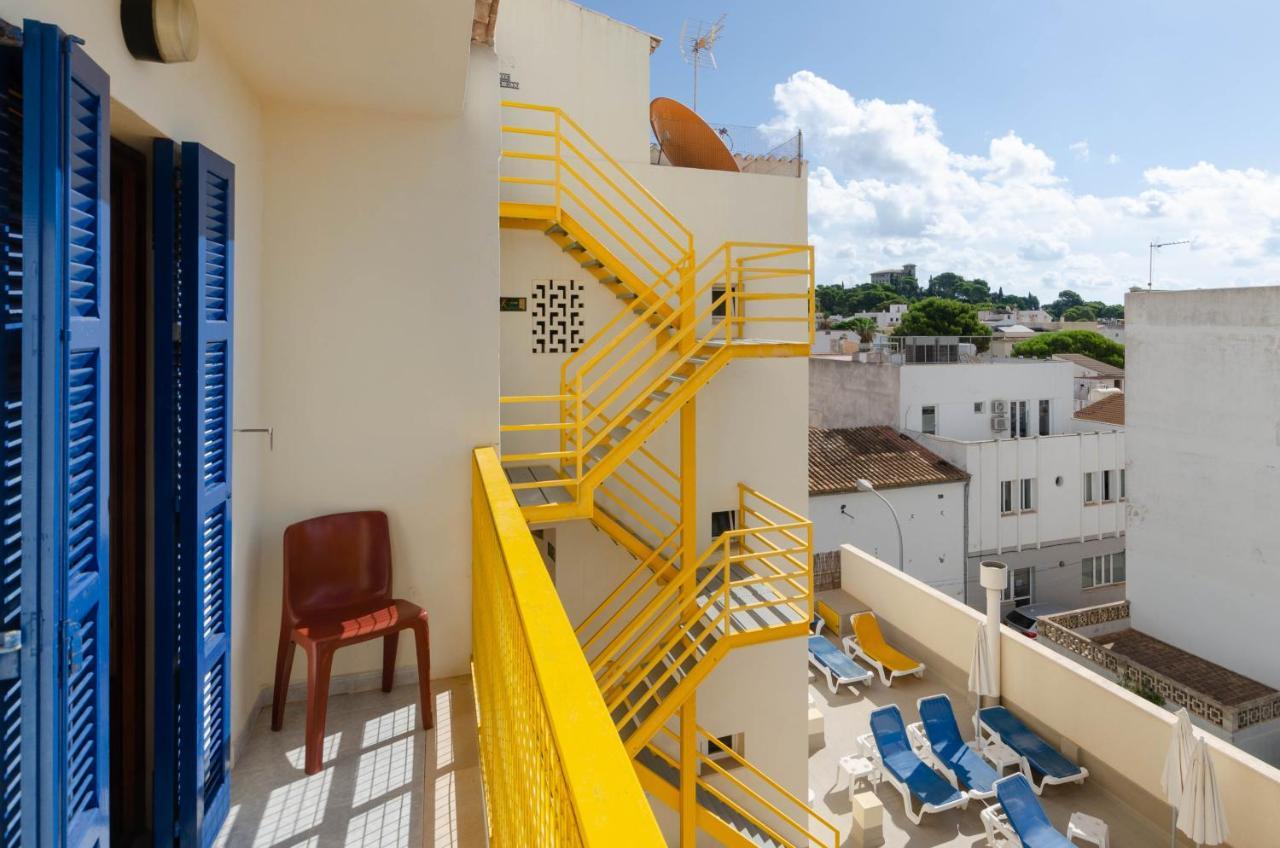 Einzelzimmer mit Balkon