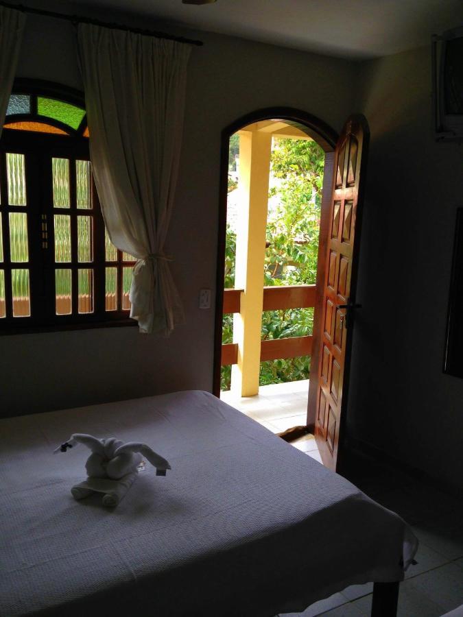 Quarto Triplo com Vista do Jardim
