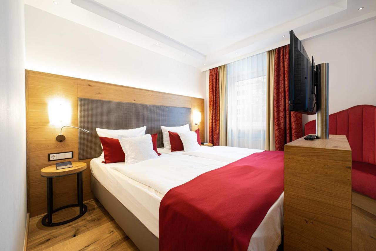 Junior Suite mit Straßenblick