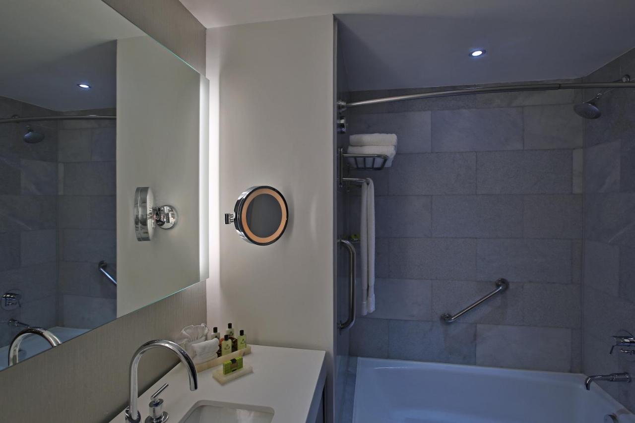 One-Bedroom King Suite with City View - High Floor