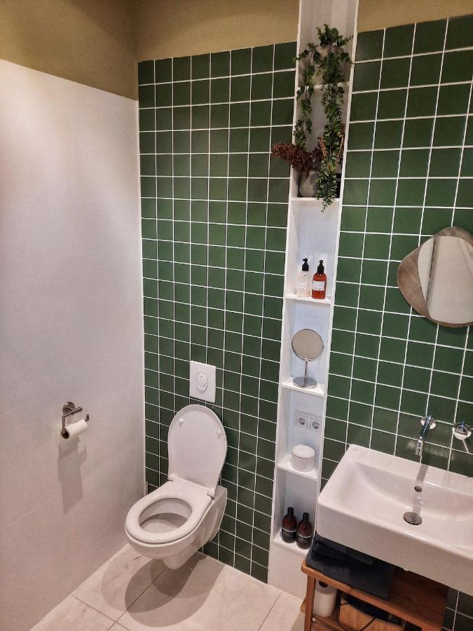 Deluxe King Room,1595466601:JPEG