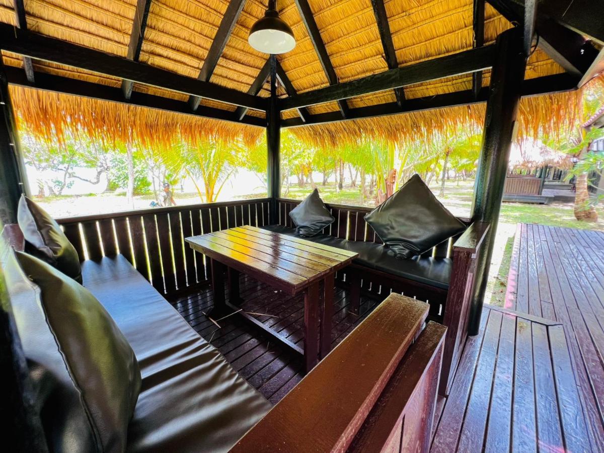 Beach Front Villa Siri