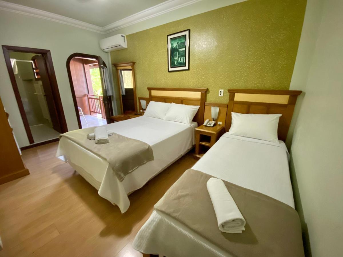 Quarto Triplo Superior