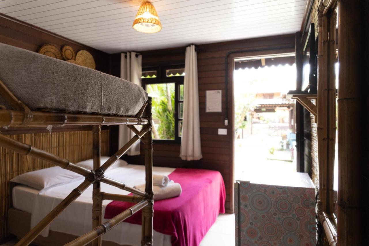 Quarto Quádruplo com Banheiro