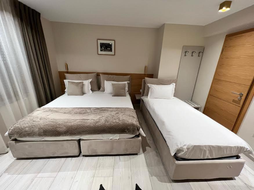 Triple Room,1330978454:JPEG