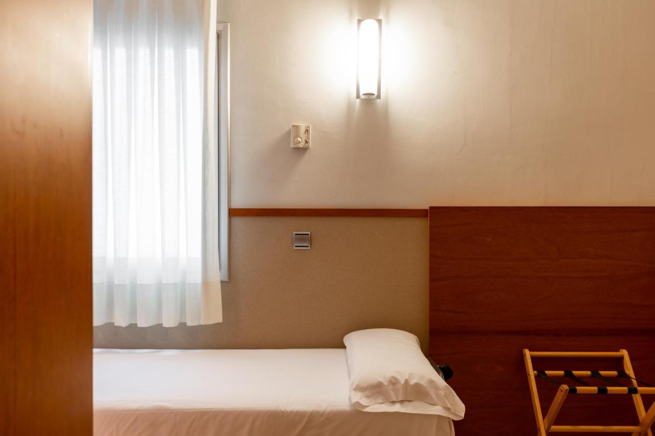 Double Room Extra Bed,1333694726:JPEG