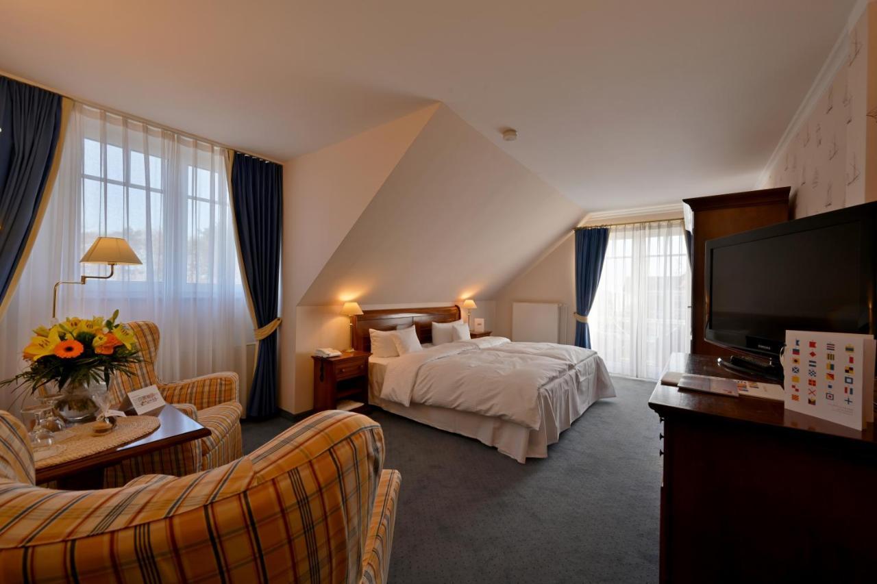 Large Double Room,1758642505:JPEG