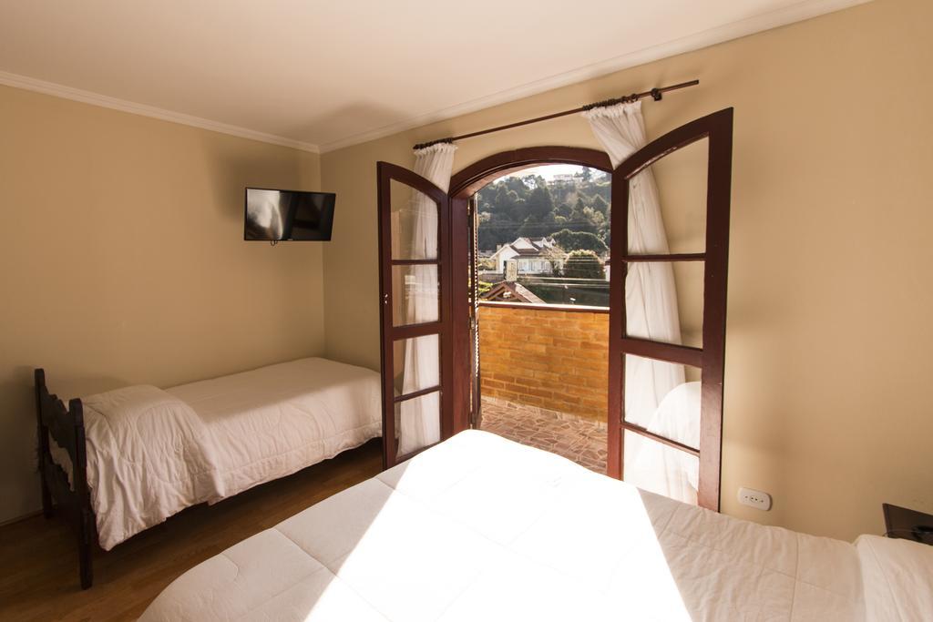 Standard Triple Room,272890657:JPEG