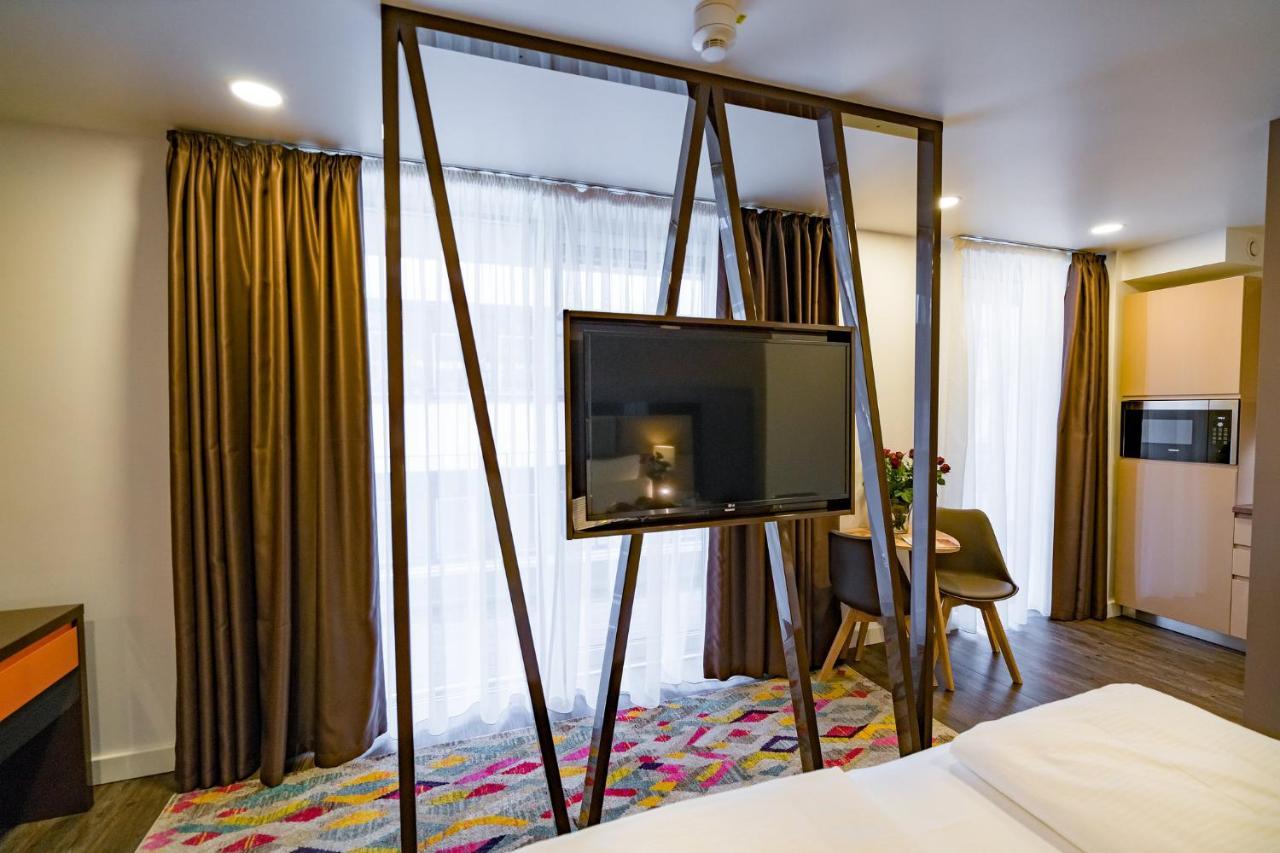 Deluxe Apartment Balcony