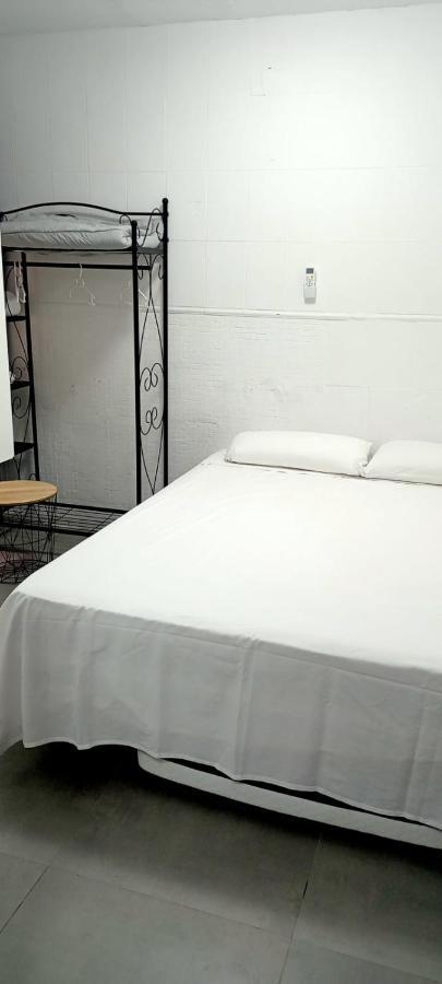 Standaard Tweepersoonskamer met Gedeelde Badkamer