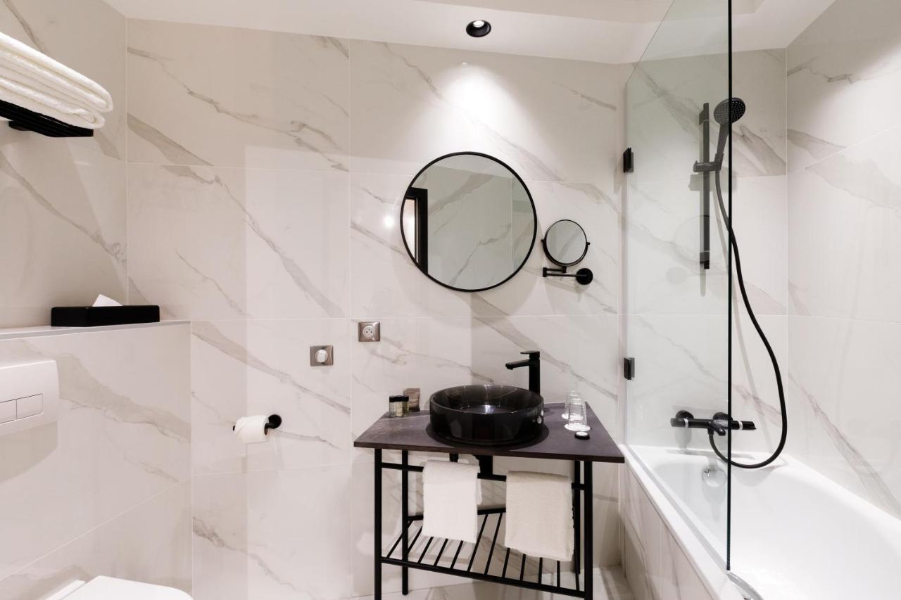 Quarto Duplo Deluxe com Acesso à Piscina
