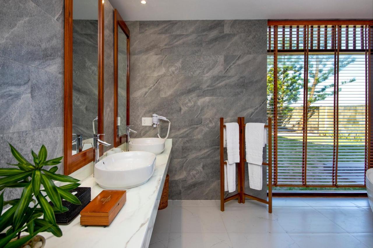02 bedroom Suite with private pool