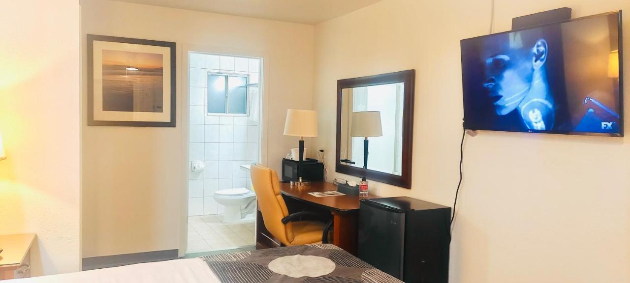 Double Room - Non-Smoking