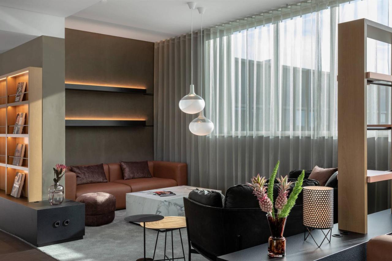 Premier Suite, M Club lounge access, Suite,1616921938:JPEG