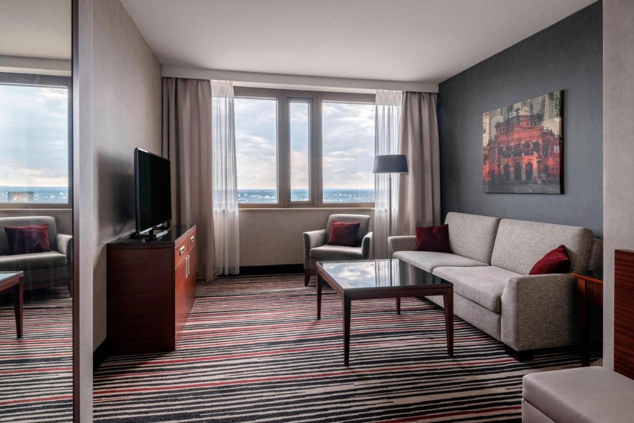Junior Club Suite met 1 Slaapkamer met 1 Kingsize Bed - Toegang tot de M Club Lounge - Hoge verdieping