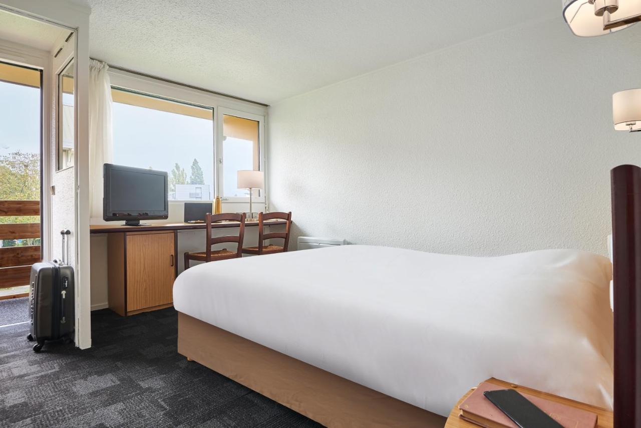 Chambre Triple avec 1 Lit Double et 1 Lit Junior