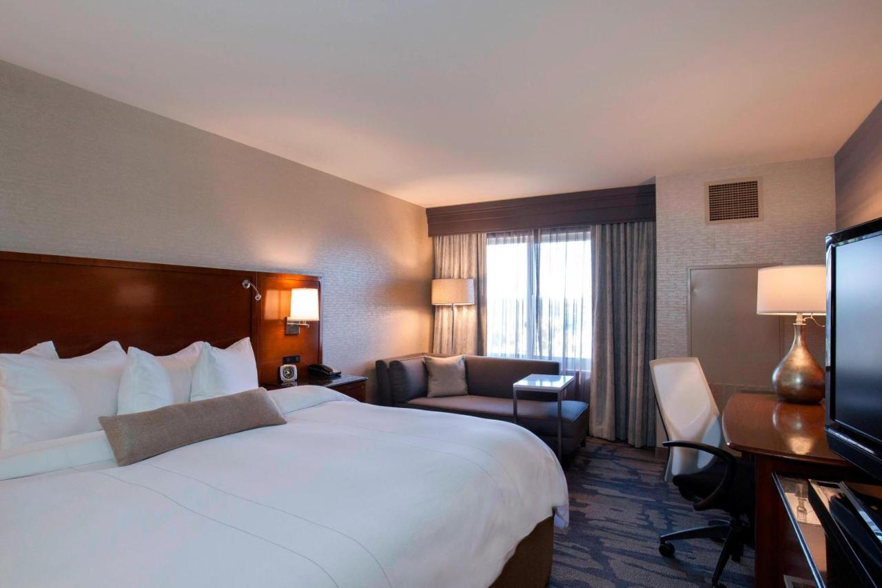 King Room,1632998775:JPEG