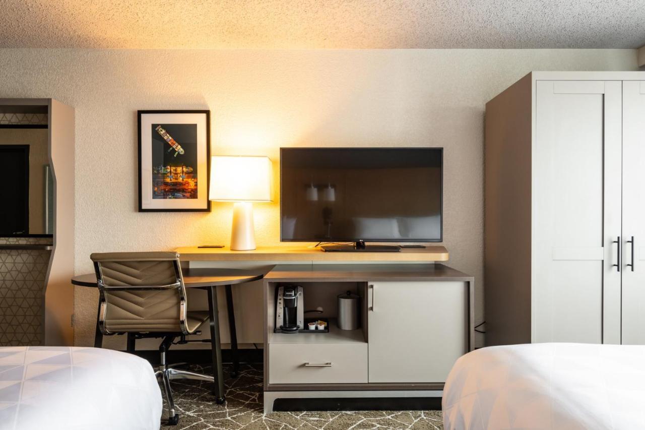 Double Room with Bath Tub - Disability Access