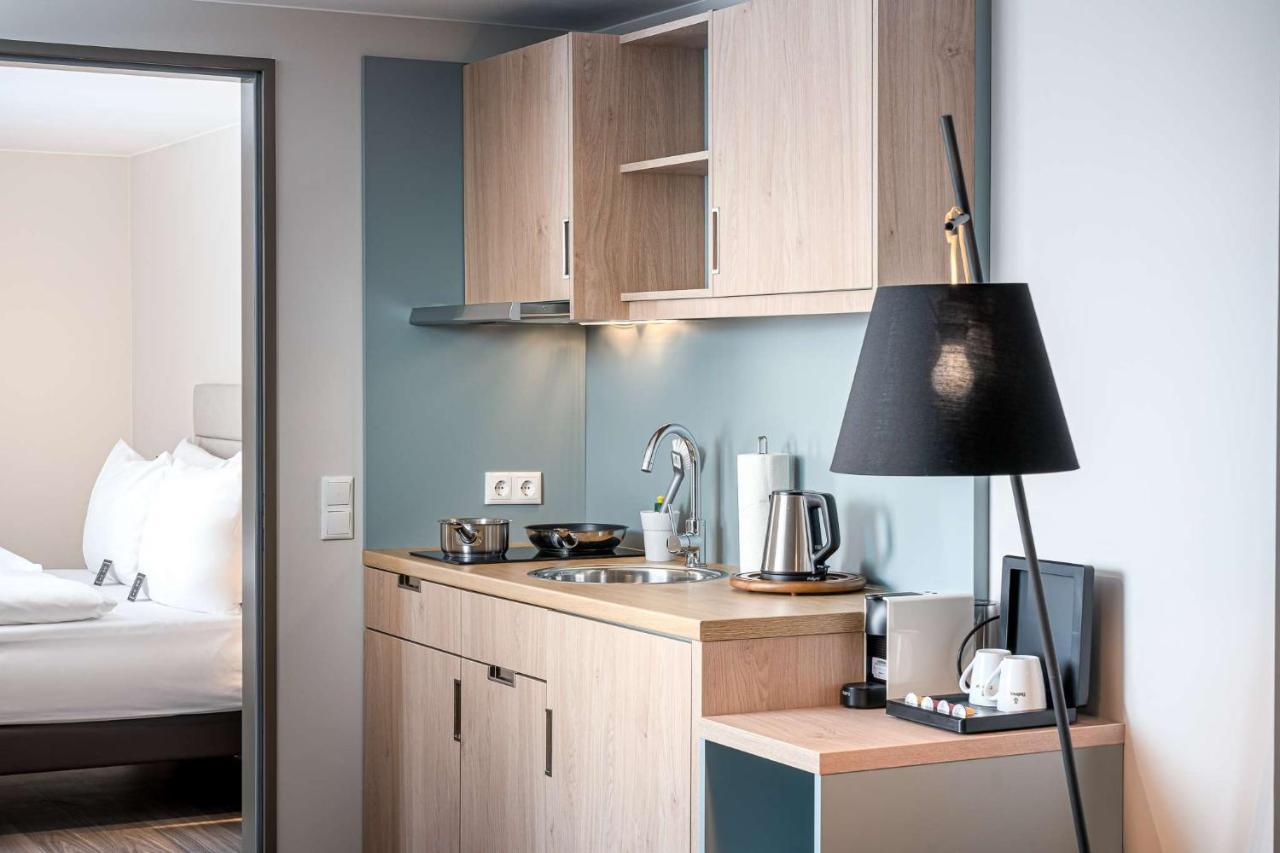 Suite,1758495073:JPEG