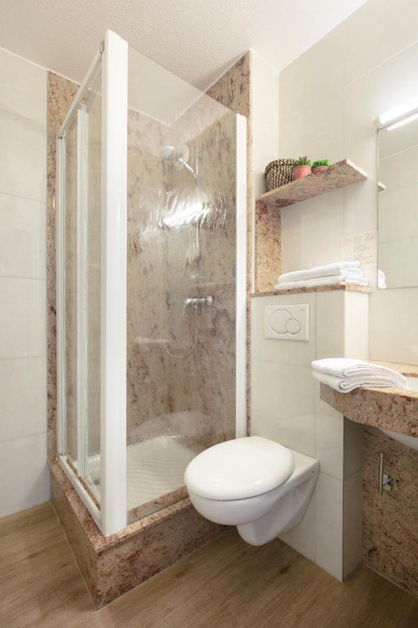 Double Room - City Side,1646933411:JPEG