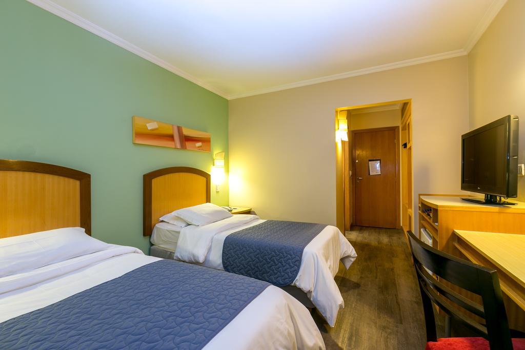 Quarto Triplo Luxo