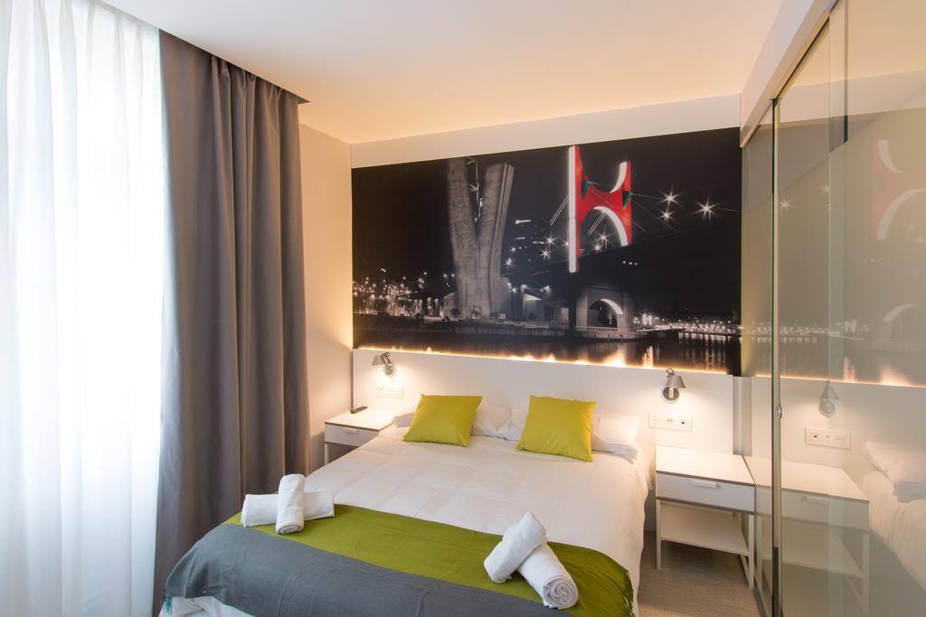 Queen Room,225614465:JPEG
