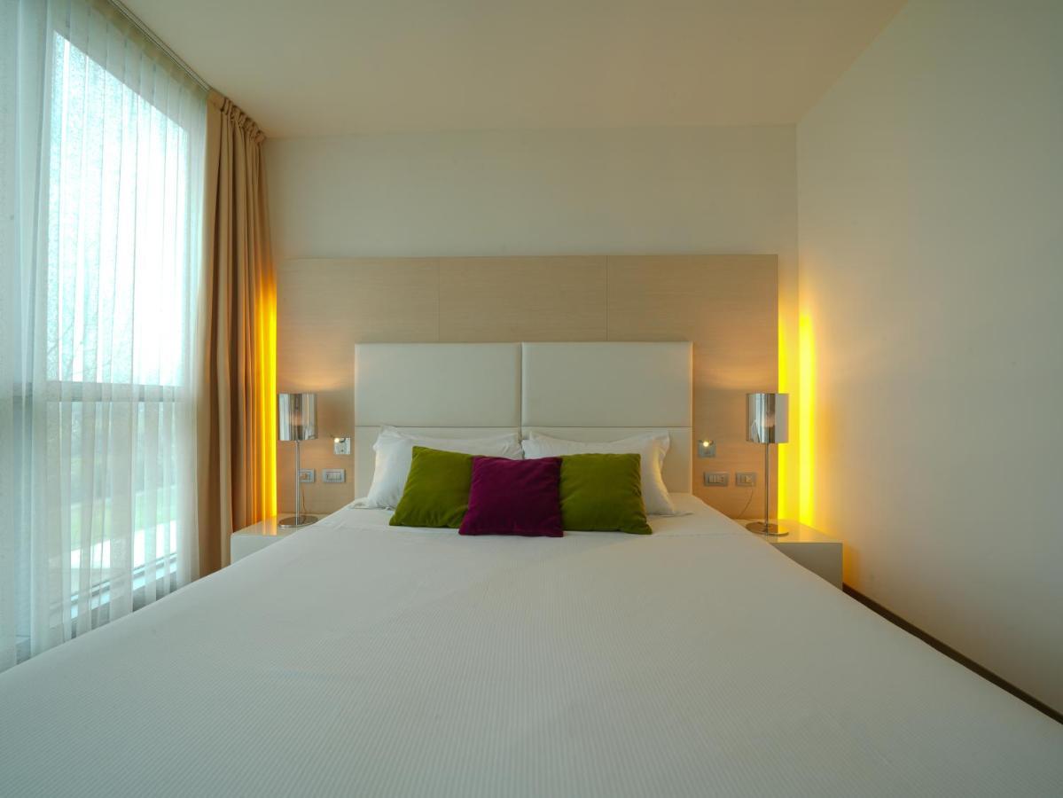 Deluxe Double Room,1363494827:JPEG