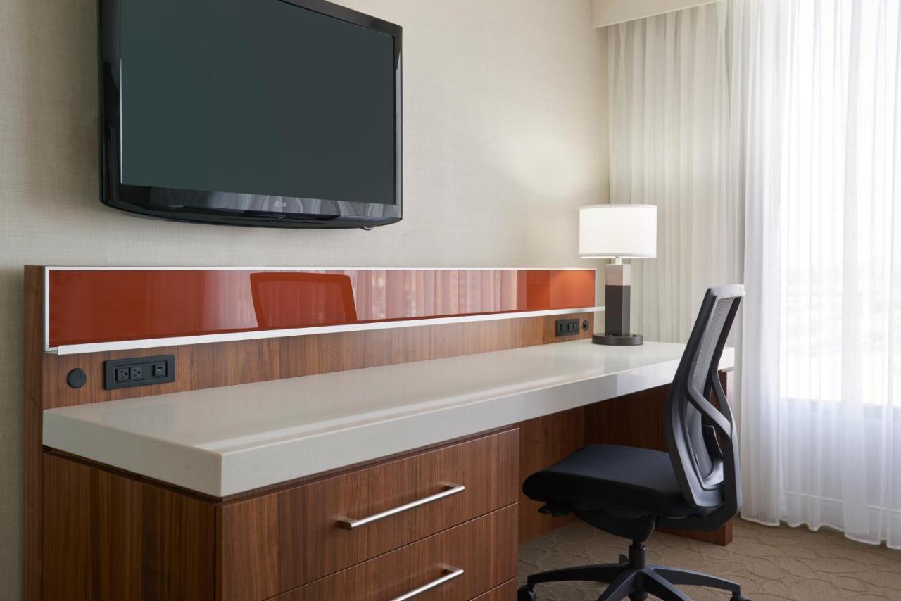 Suíte de 1 Quarto com Cama King-size e Sofá-cama