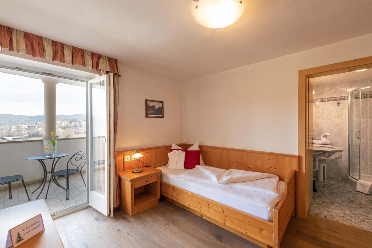 Single Room with Balcony,1370825705:JPEG