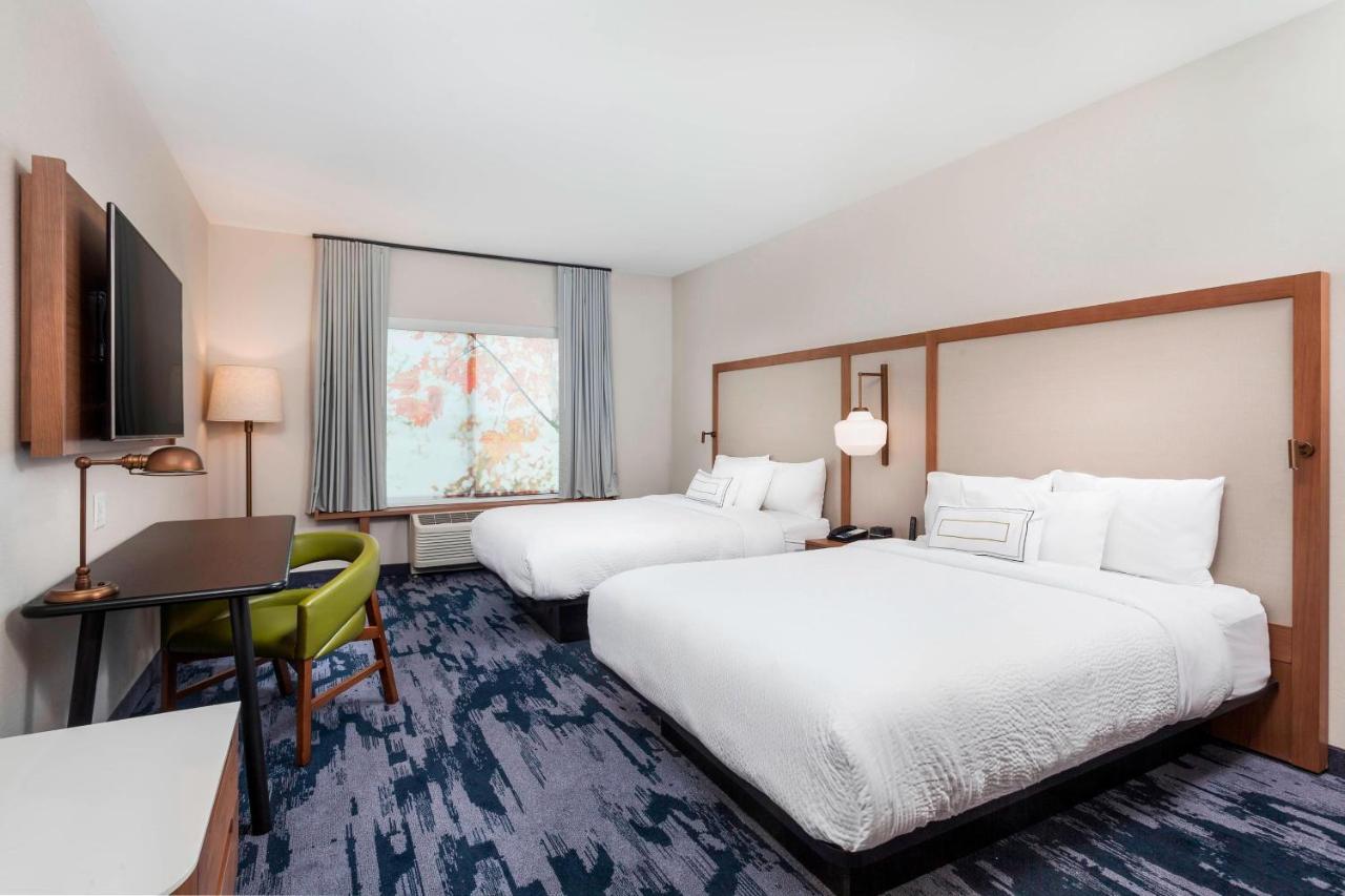 Queen Room with Two Queen Beds