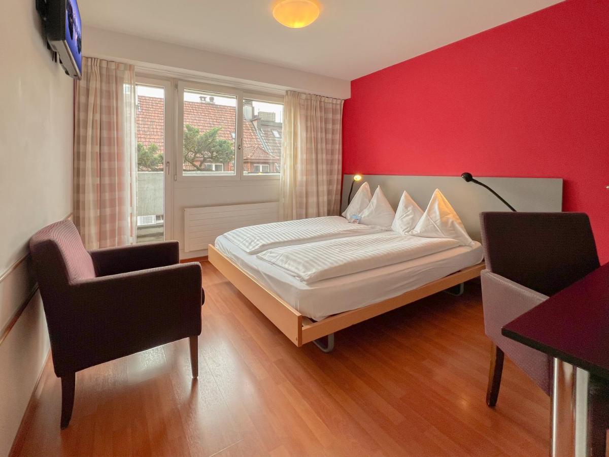 Superior King Room,1376174795:JPEG
