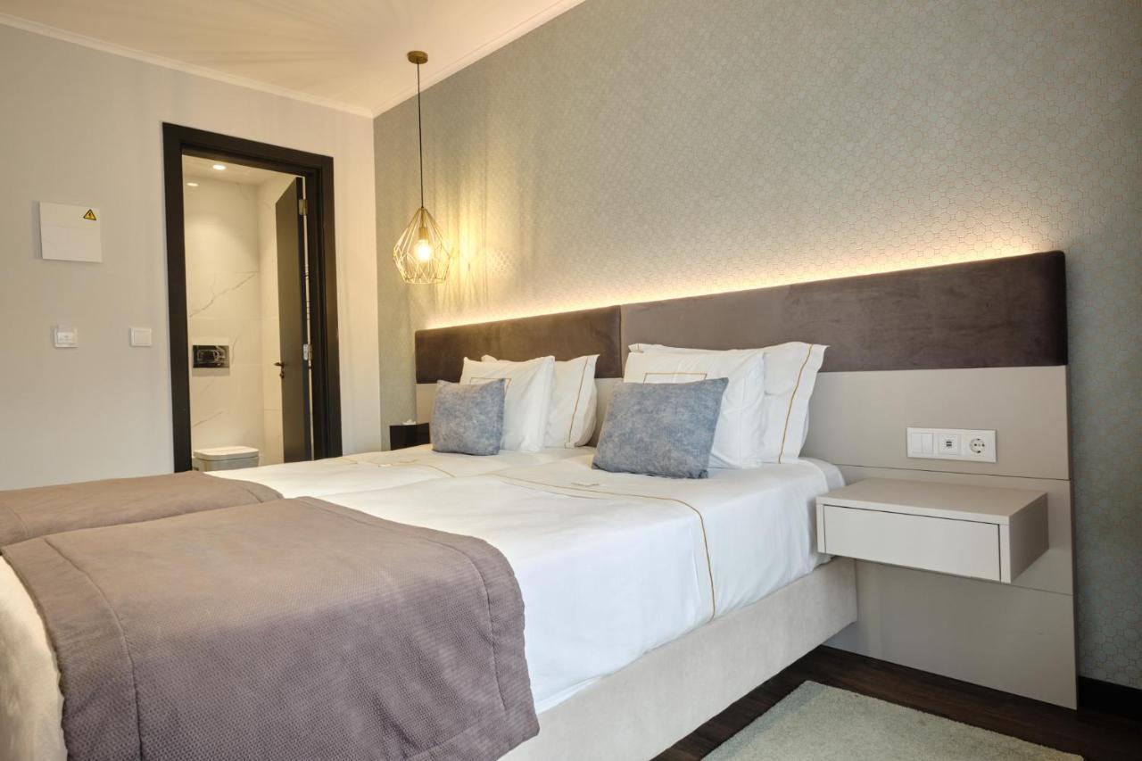 Quarto Twin Standard