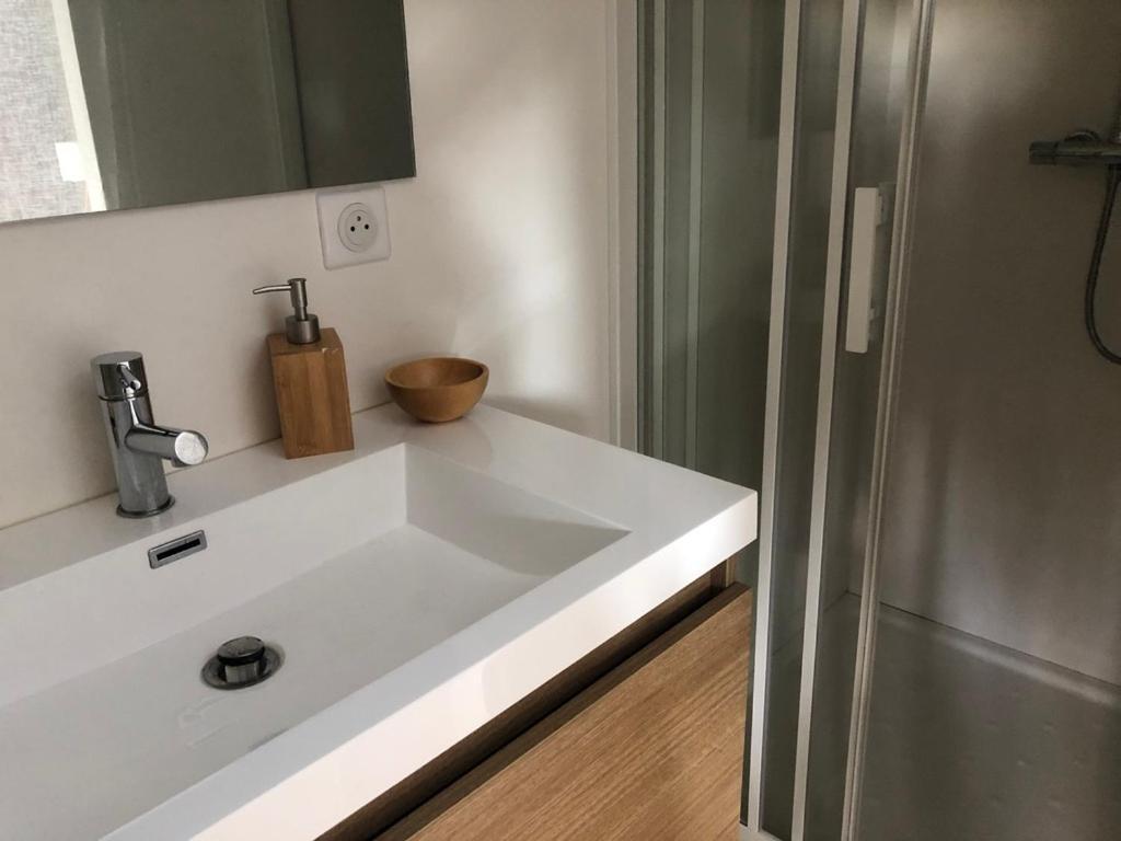 Double Room with Pool View,1296828091:JPEG