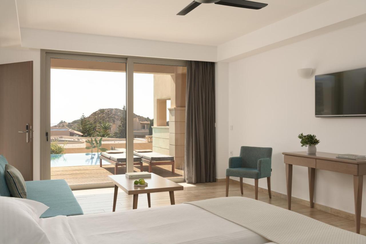 Junior Suite mit Meerblick und eigenem Pool (Mindestalter: 14 Jahre)
