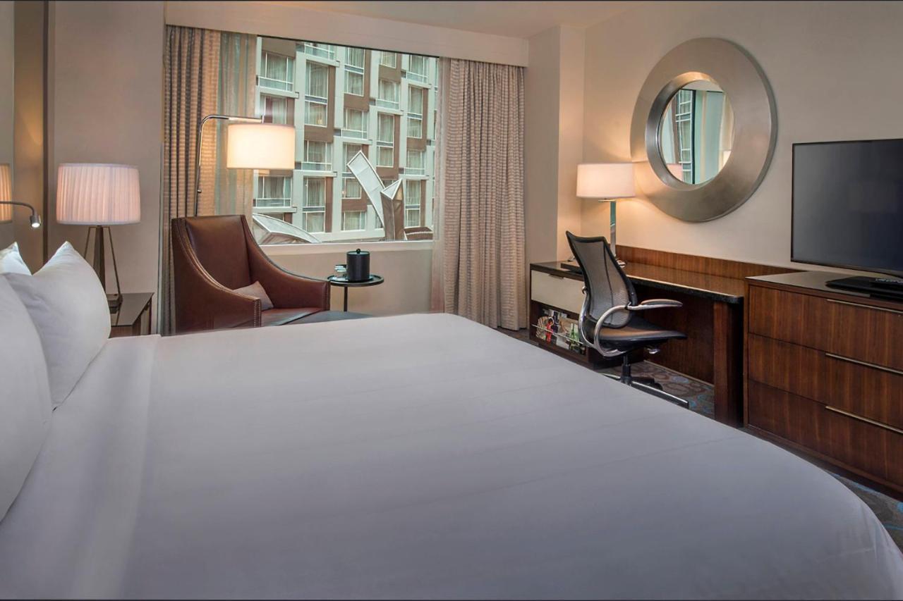 King Room,1381222859:JPEG