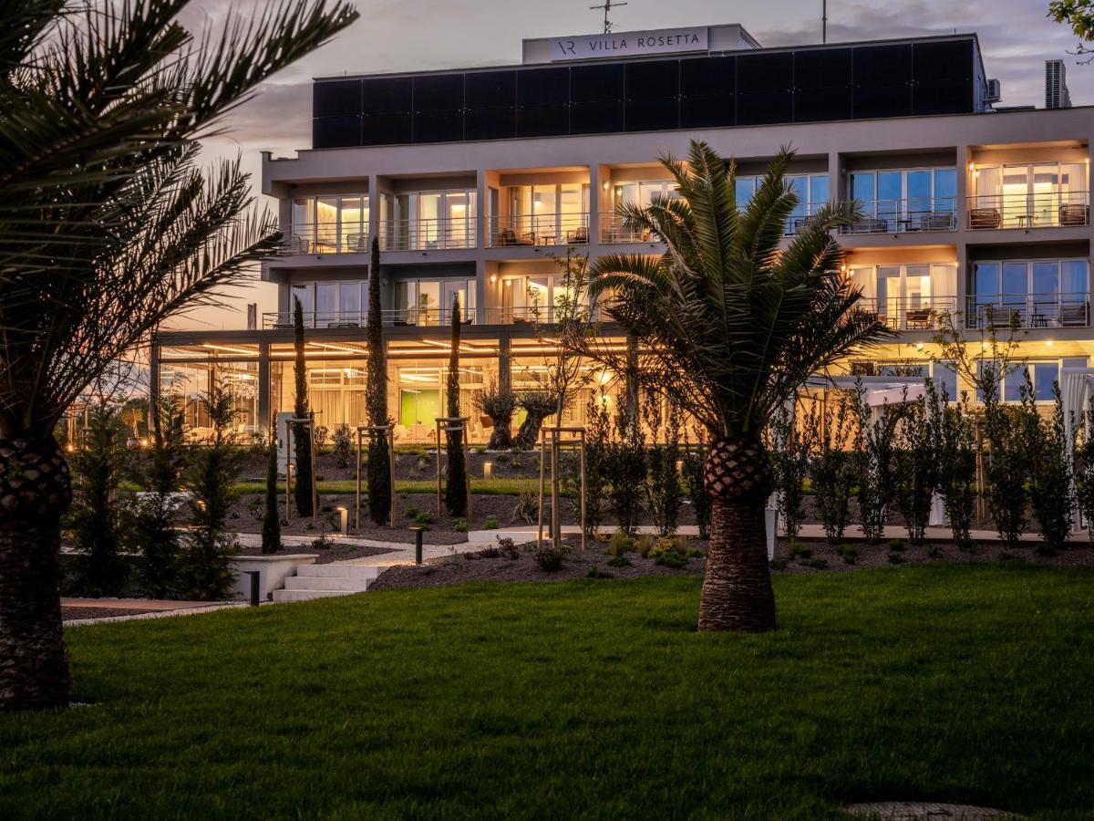 Camera Matrimoniale Premium con Balcone e Vista Mare