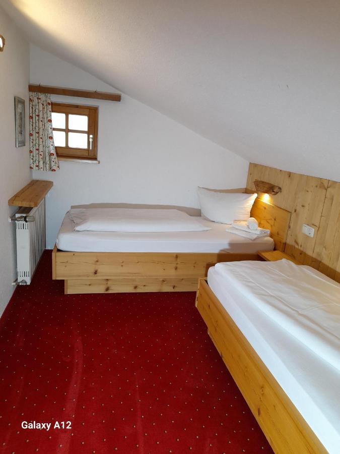 Familienzimmer mit Balkon