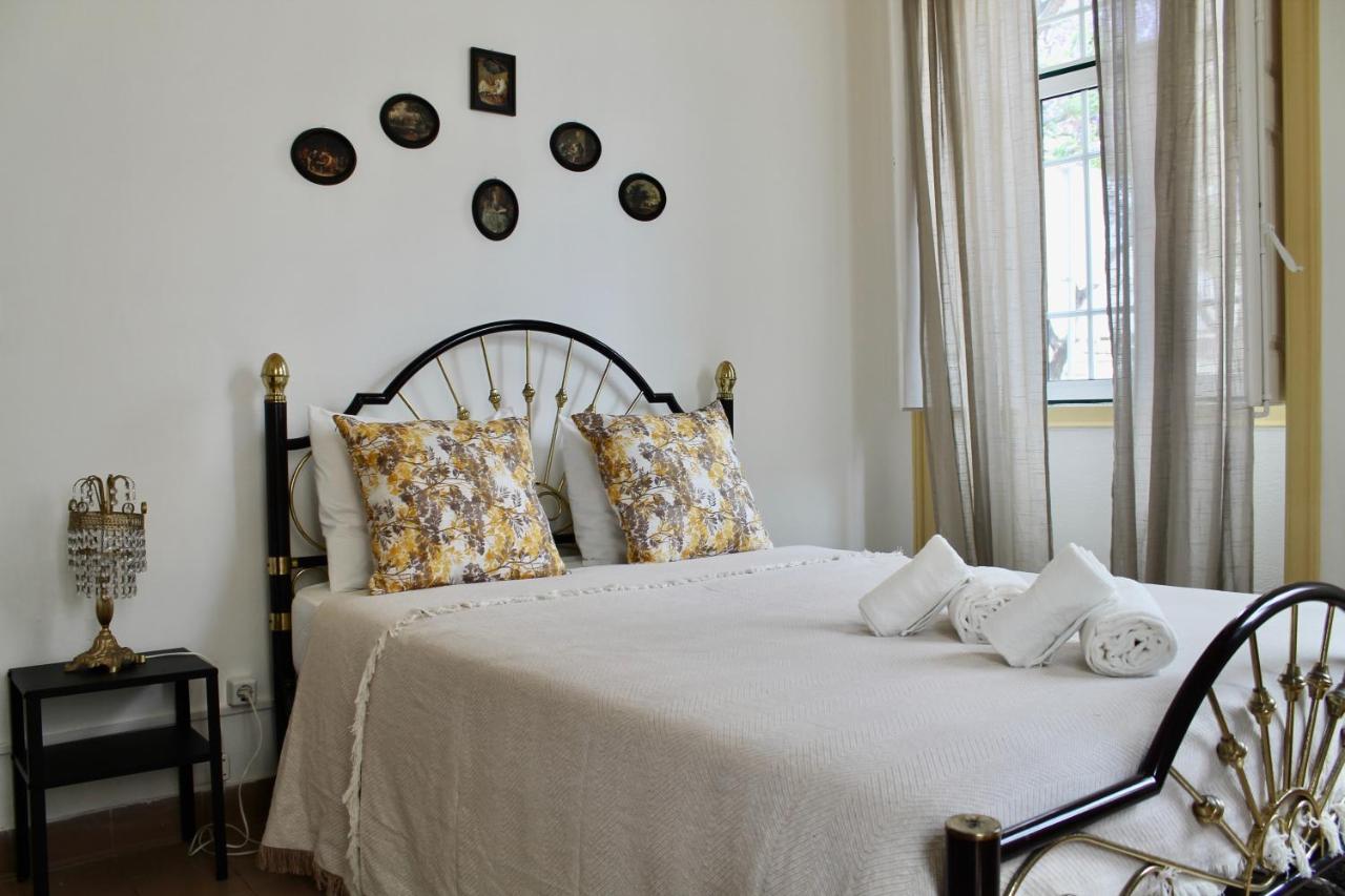 Quarto Duplo com Casa de Banho Partilhada