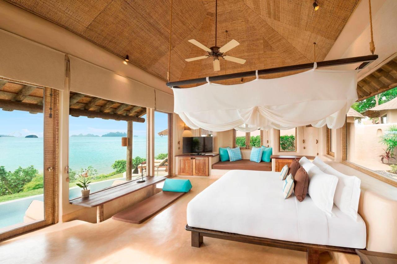 One-Bedroom Villa Sea View Private Pool