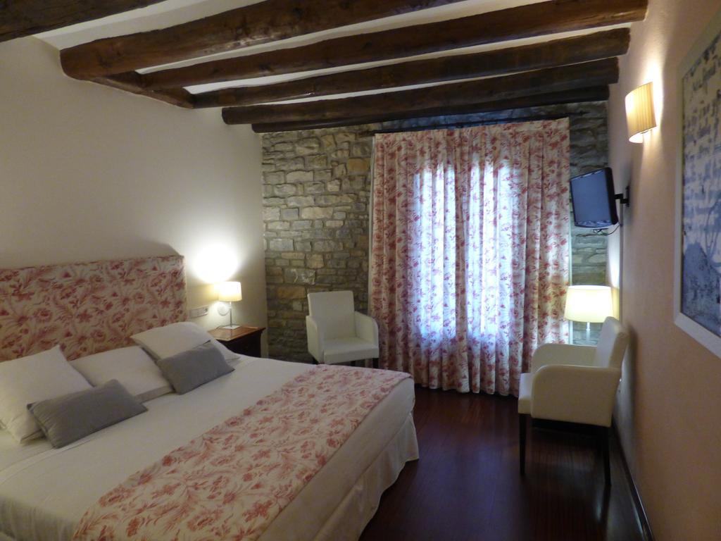 Standard Double Room,766246753:JPEG