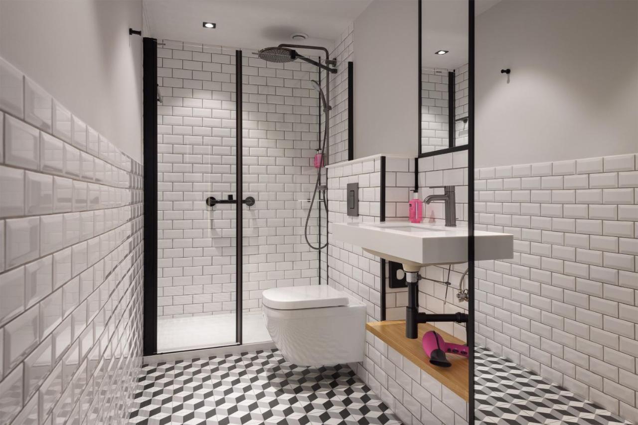 Quarto Queen Grande Grammy com Sofá-cama