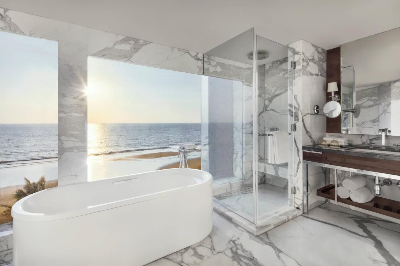 1 King Bed, Ocean View, Executive Lounge Access, Beach Suite,1538566171:JPEG